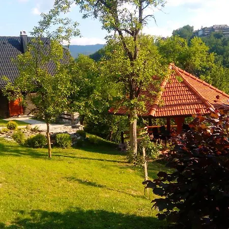 娜娜度假屋 * 莫克拉戈拉